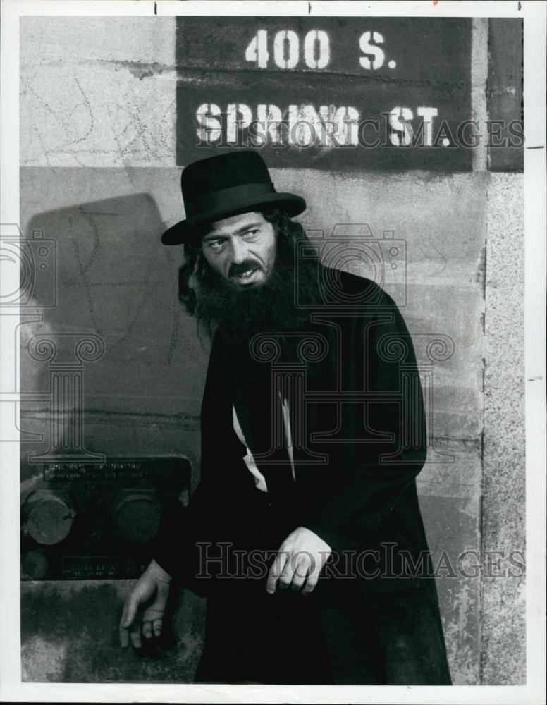 1982 Press Photo Bruce Weitz American Actor Star Hill Street Blues TV Series - Historic Images