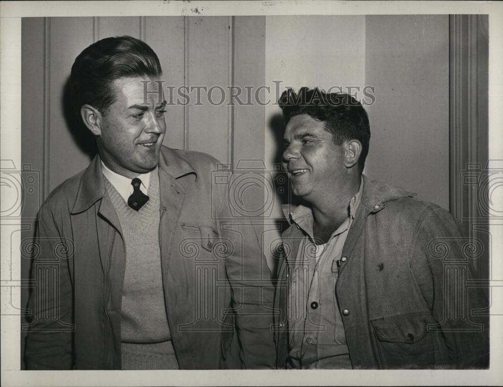 1945 Press Photo William Warren &amp; Sal Barone, Longshore Mens Association Heads - Historic Images