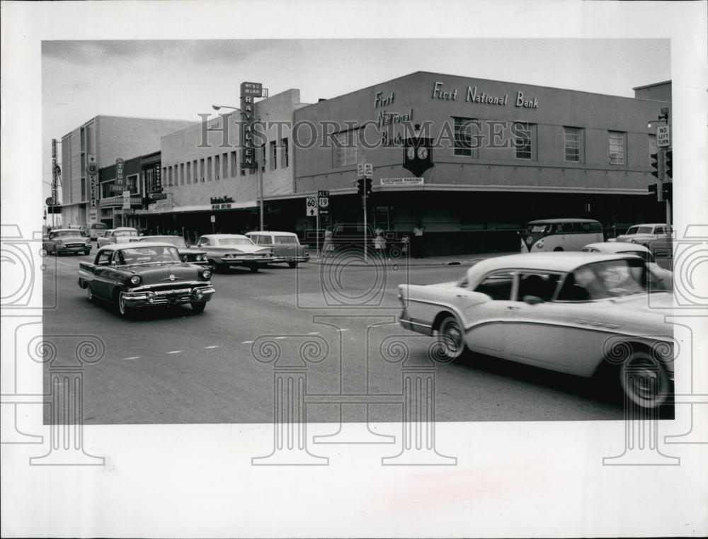 1961 Press Photo Old First Natl Bank in Clearwater, Florida - RSL69165 - Historic Images