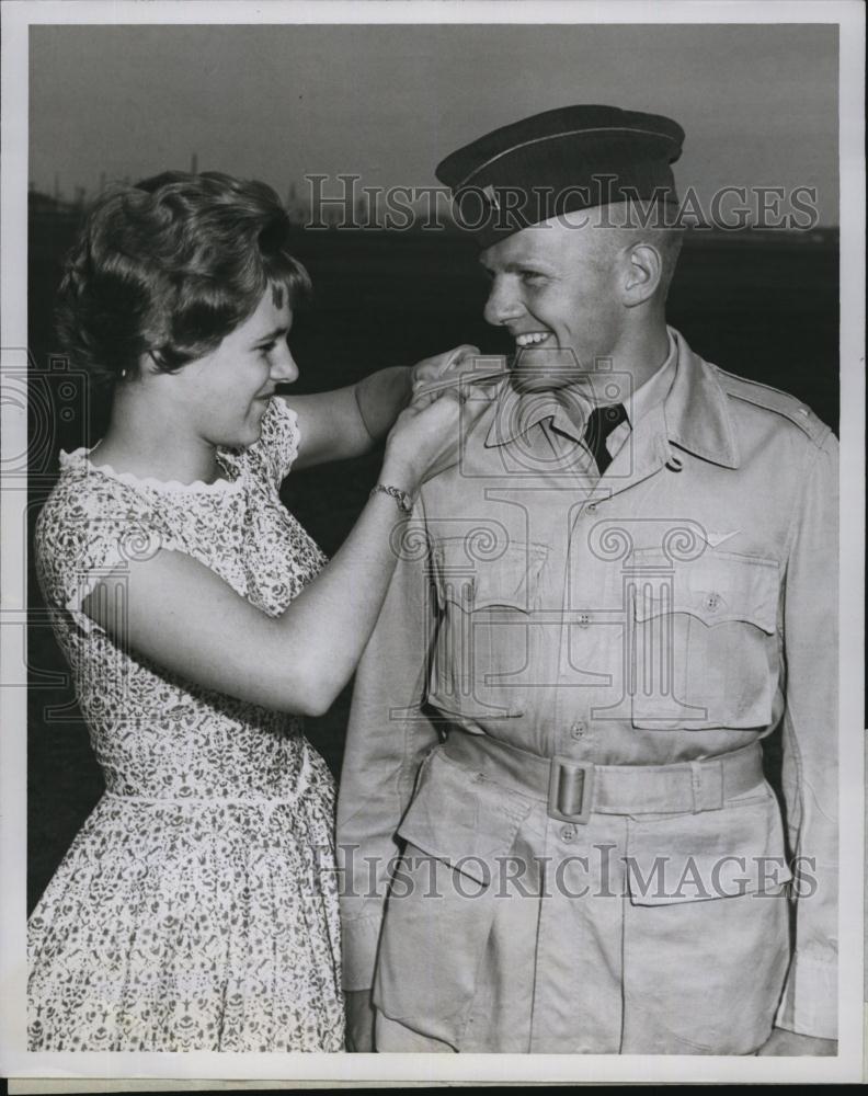 1961 Press Photo Lt Charles S Joslin Jr &amp; Susan Bouther - RSL82475 - Historic Images