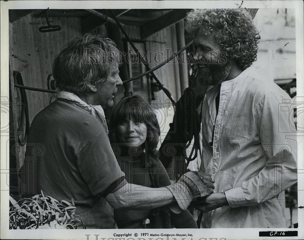 1971 Press Photo Burgess Meredith and Tom Stern in &quot;Clay Pigeon&quot; - RSL90737 - Historic Images