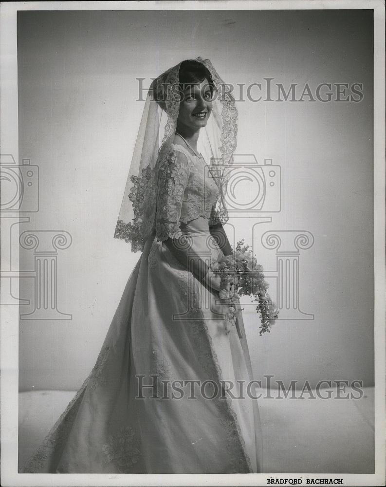 1963 Press Photo Mrs Raymond Patrick Maguire Jr, Judith Ann Brox - RSL82313 - Historic Images