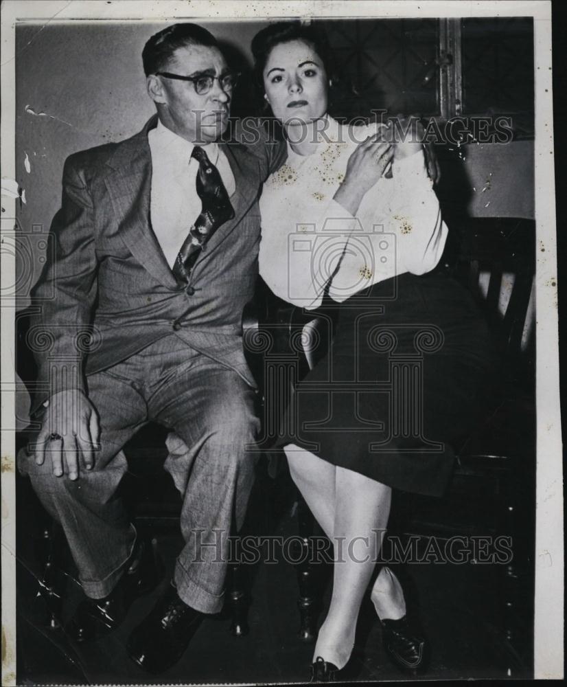 1960 Press Photo Former Model Lois Clark Questioned About Husband&#39;s Death - Historic Images