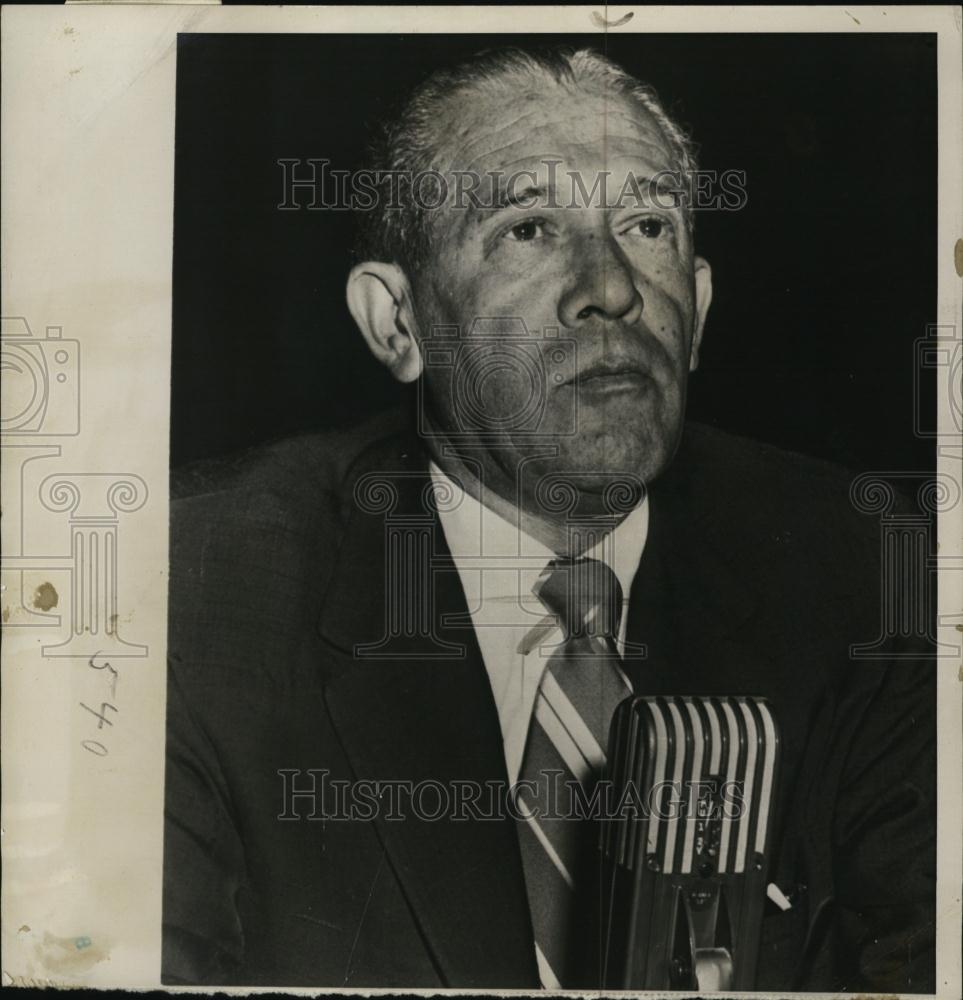 1954 Press Photo Arthur B Weber at Senate hearing on Federal Housing Programs - Historic Images