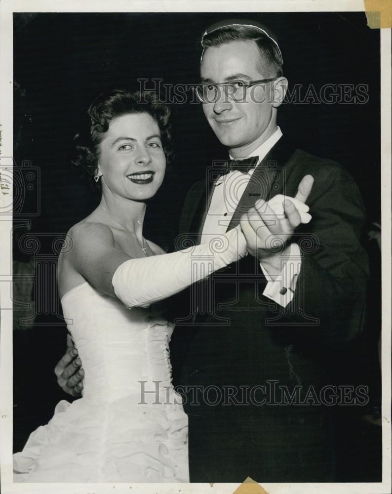 1969 Press Photo Nancy Reid &amp; Peter Loomis of Boston on the dance floor - Historic Images