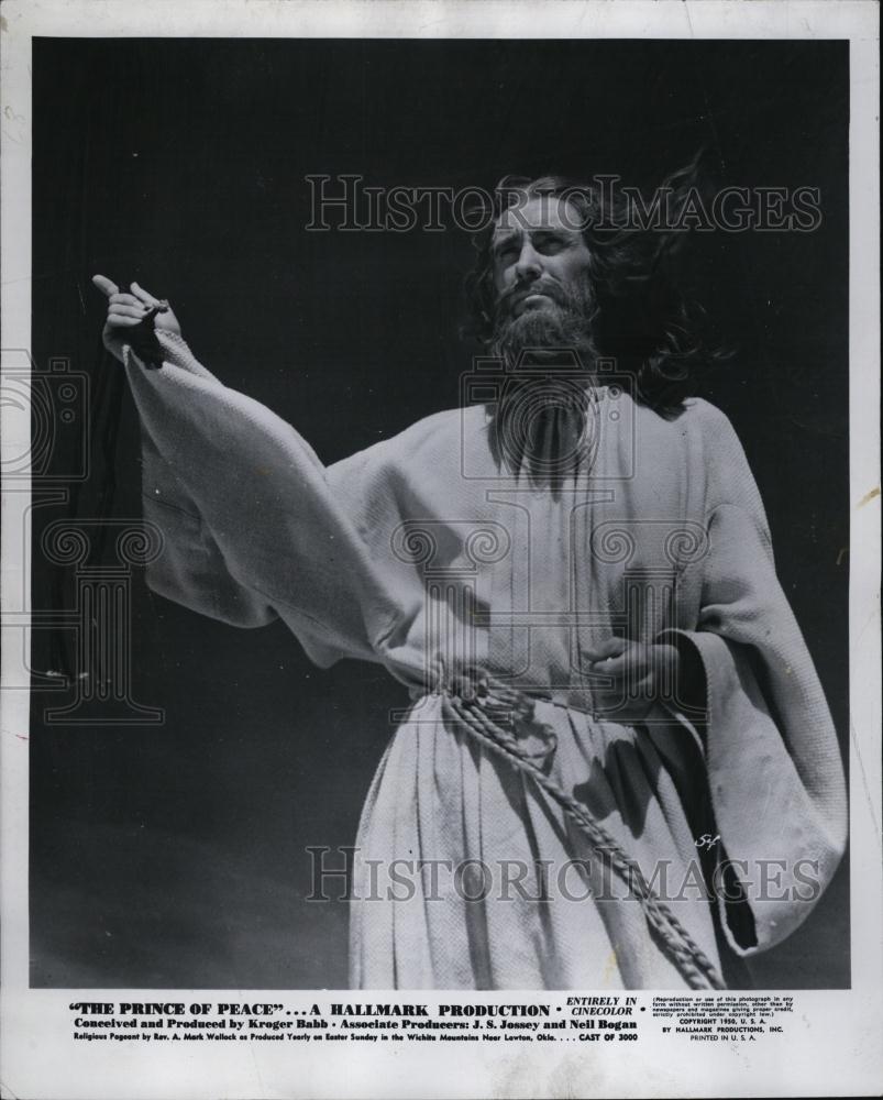 1951 Press Photo Millard Coody Stars As Christus In &quot;The Prince Of Peace&quot; - Historic Images