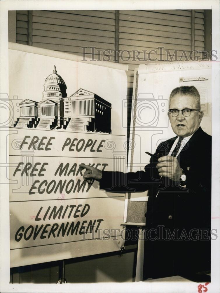 1967 Press Photo Clarence R Miles Legislative leader US Chamber of Commerce - Historic Images