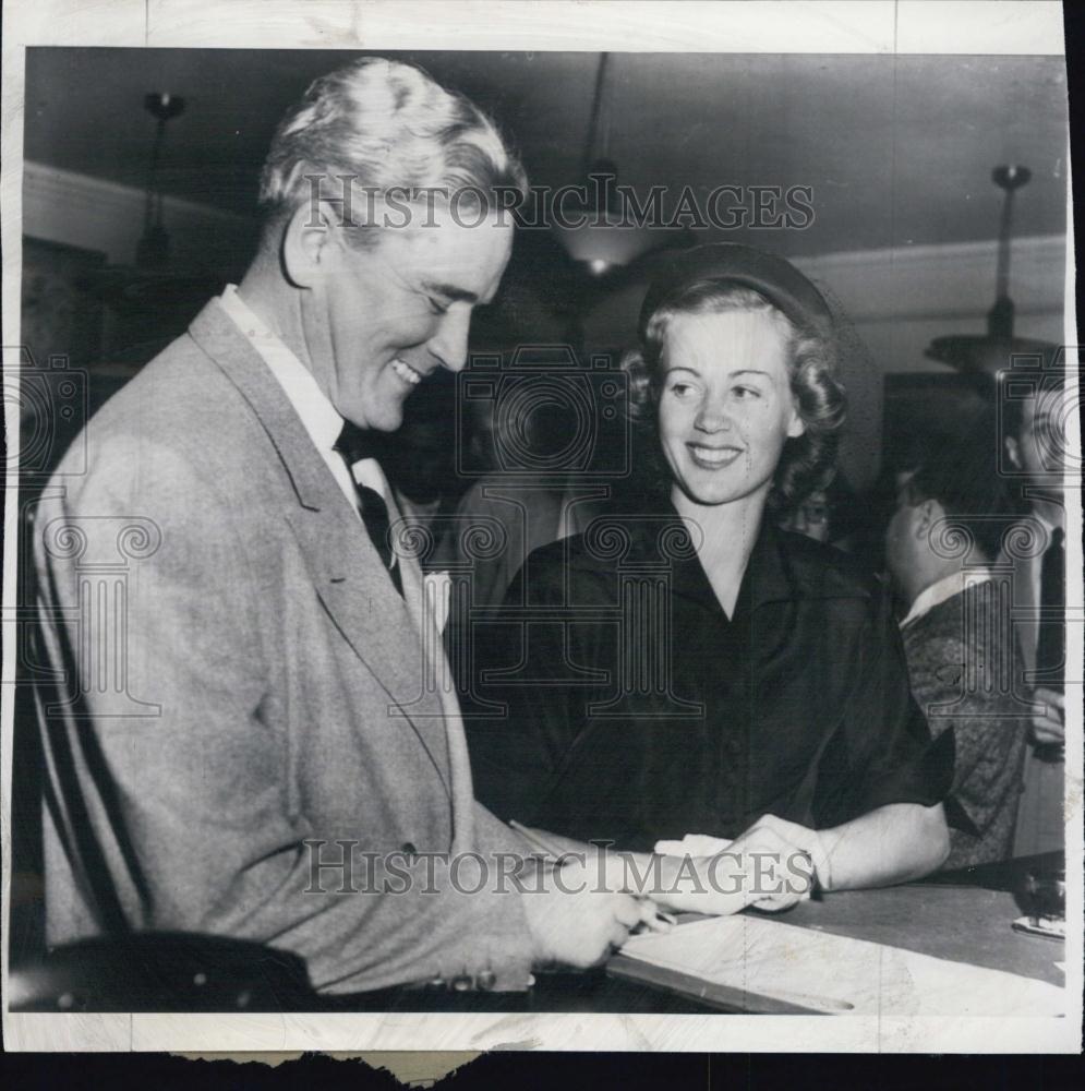 1949 Press Photo Marriage of Gov Fuller Warren to Socialite Barbara Manning - Historic Images