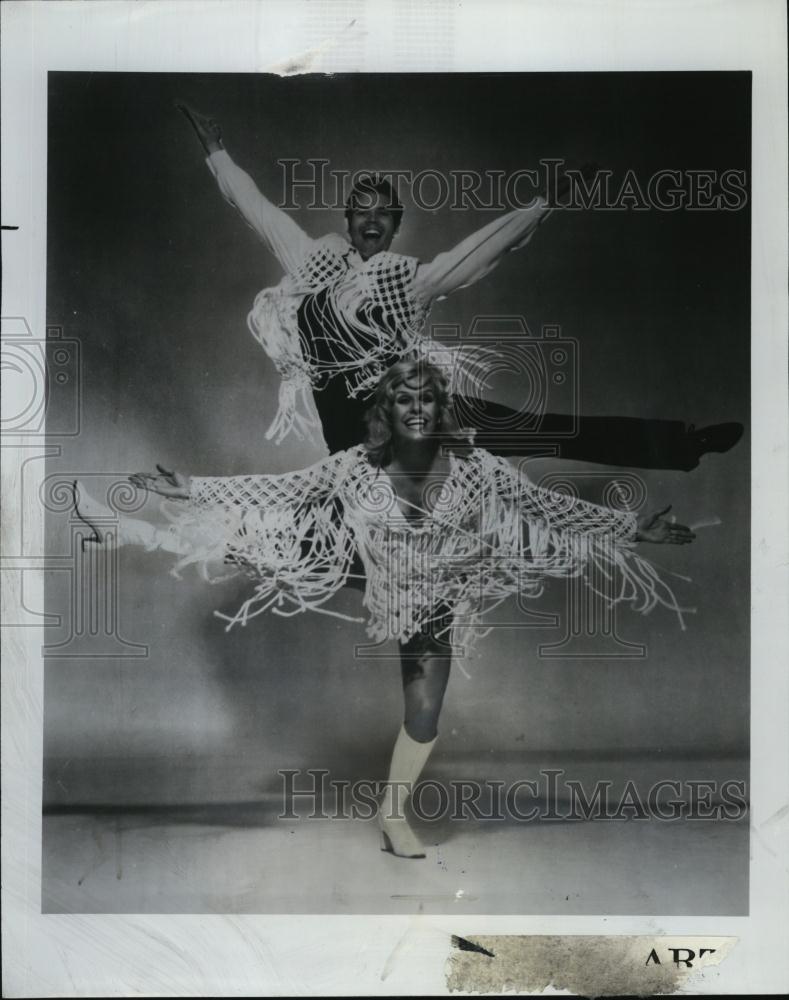 1975 Press Photo Bobby Burgess and Cissy King Dancers The Lawrence Welk Show - Historic Images