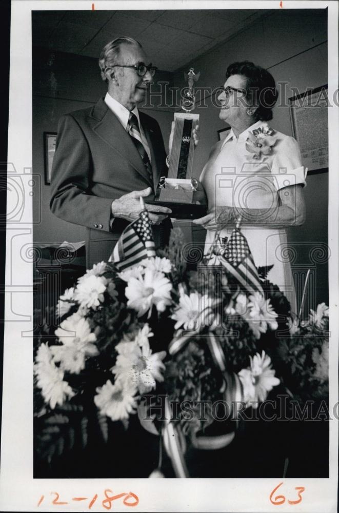 1976 Press Photo Nannie Maude Davis, O Sanford Jasper - RSL64575 - Historic Images