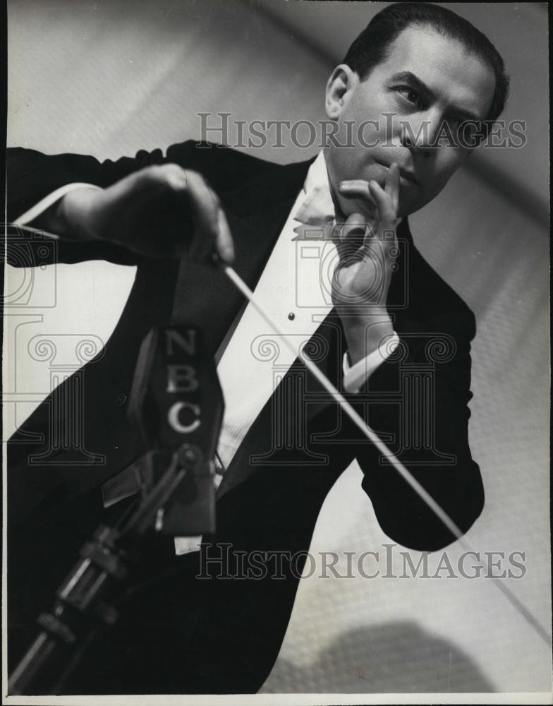 1936 Press Photo Phil Spitanly Maestor of radio band - RSL45943 - Historic Images