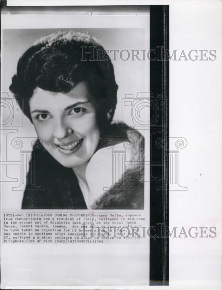 1964 Press Photo Anna Moffa Soprano singer collapses during performance - Historic Images