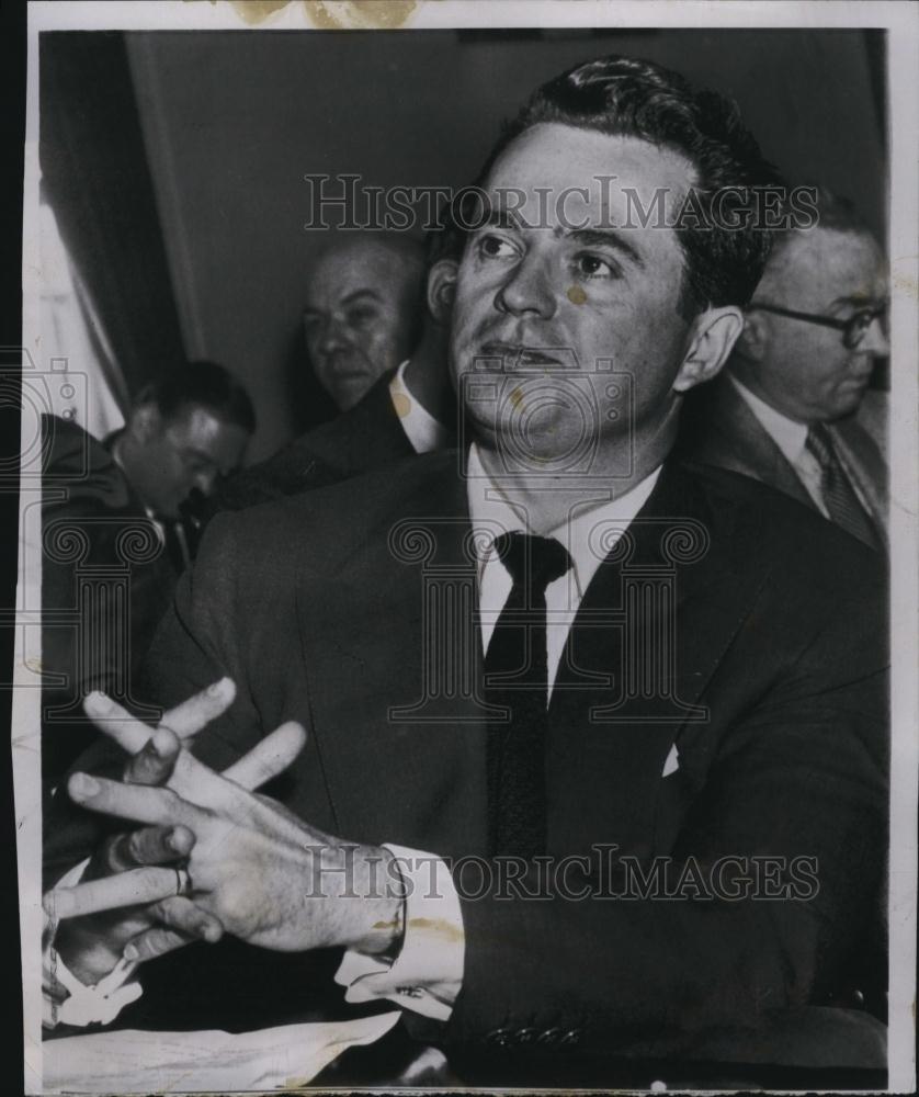 1951 Press Photo Actor Larry Parks in &quot; The Swordsman&quot; - RSL78533 - Historic Images