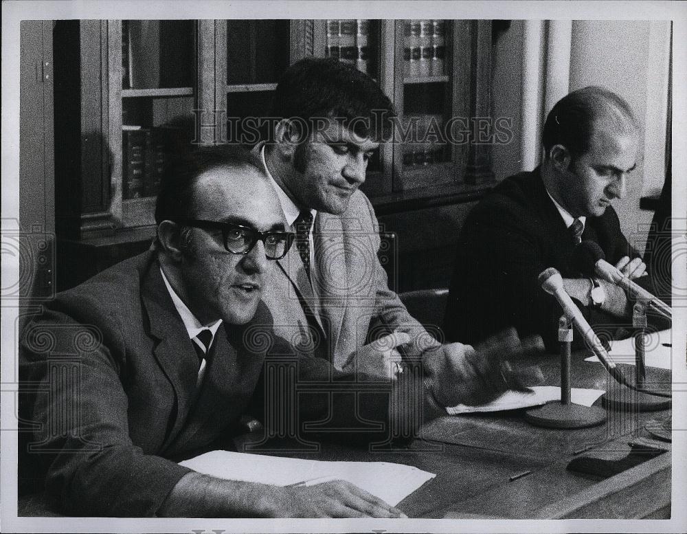 1970 Press Photo Attorney Jerry Falbo, J Vitagliano, A Cecere, Massachusetts - Historic Images