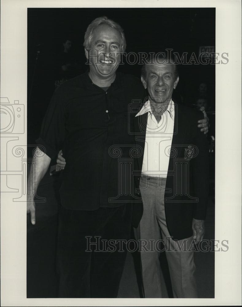 Press Photo Comedian Jack Cater with Robert Downey Jr - RSL42631 - Historic Images