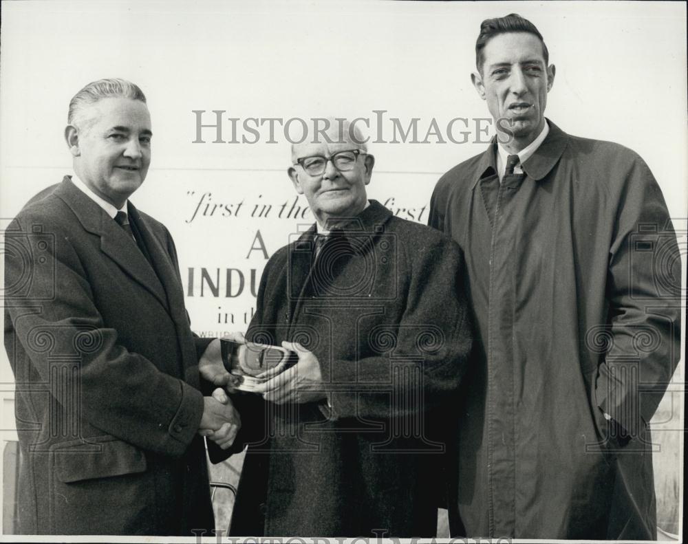 1966 Press Photo EP Knight, George Lawler Jr & Ervin Pietz - RSL00275 - Historic Images