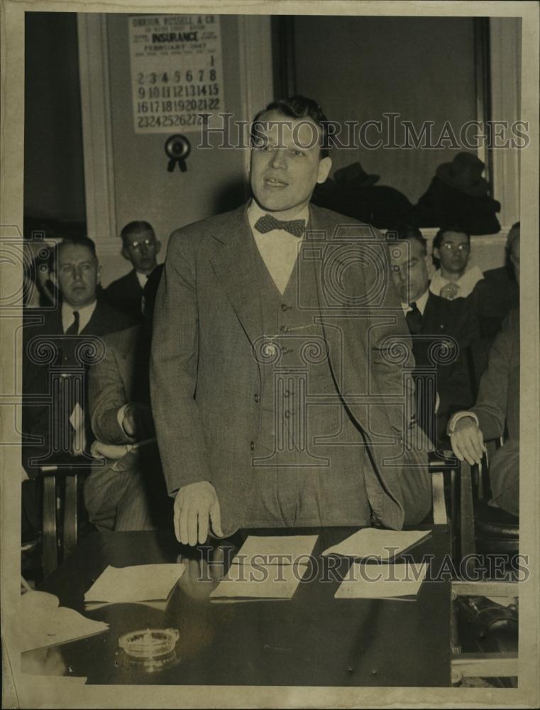 1947 Press Photo Rev John de Sousa at State House Hearing, Boston - RSL41855 - Historic Images