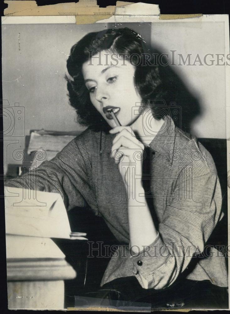 1955 Press Photo Pat Ward set to tell all cafe society vice ring - RSL04325 - Historic Images