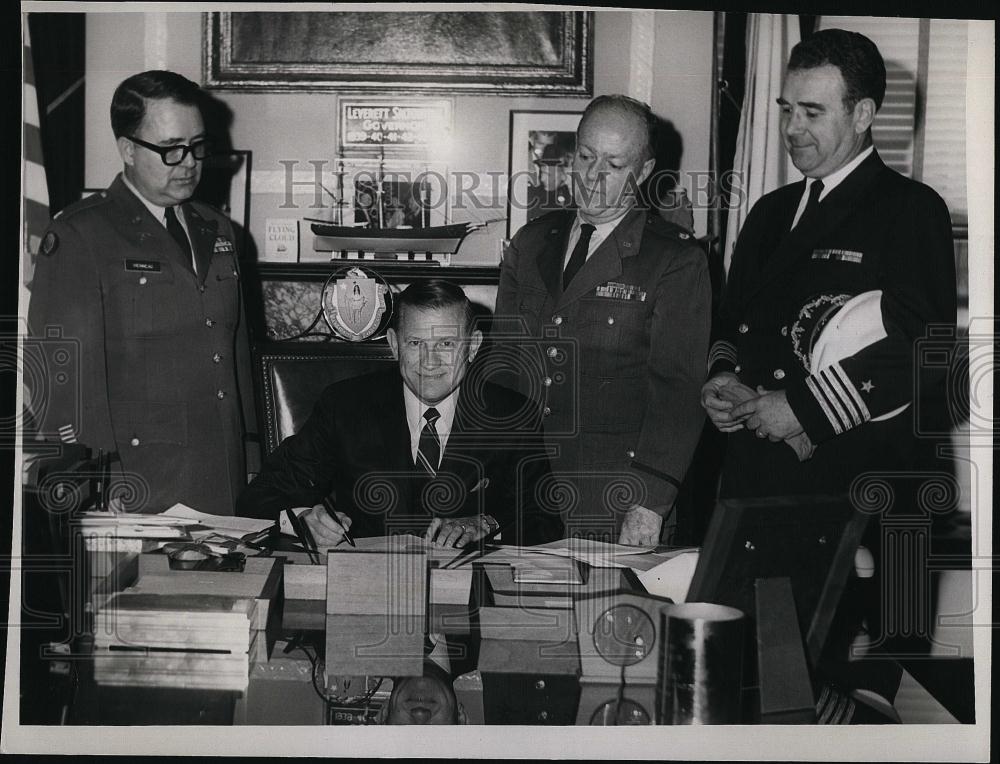 1967 Press Photo Mass Gov Volpe,Lt Col Vienneau,Lt Col Brown,Capt O&#39;Keefe - Historic Images