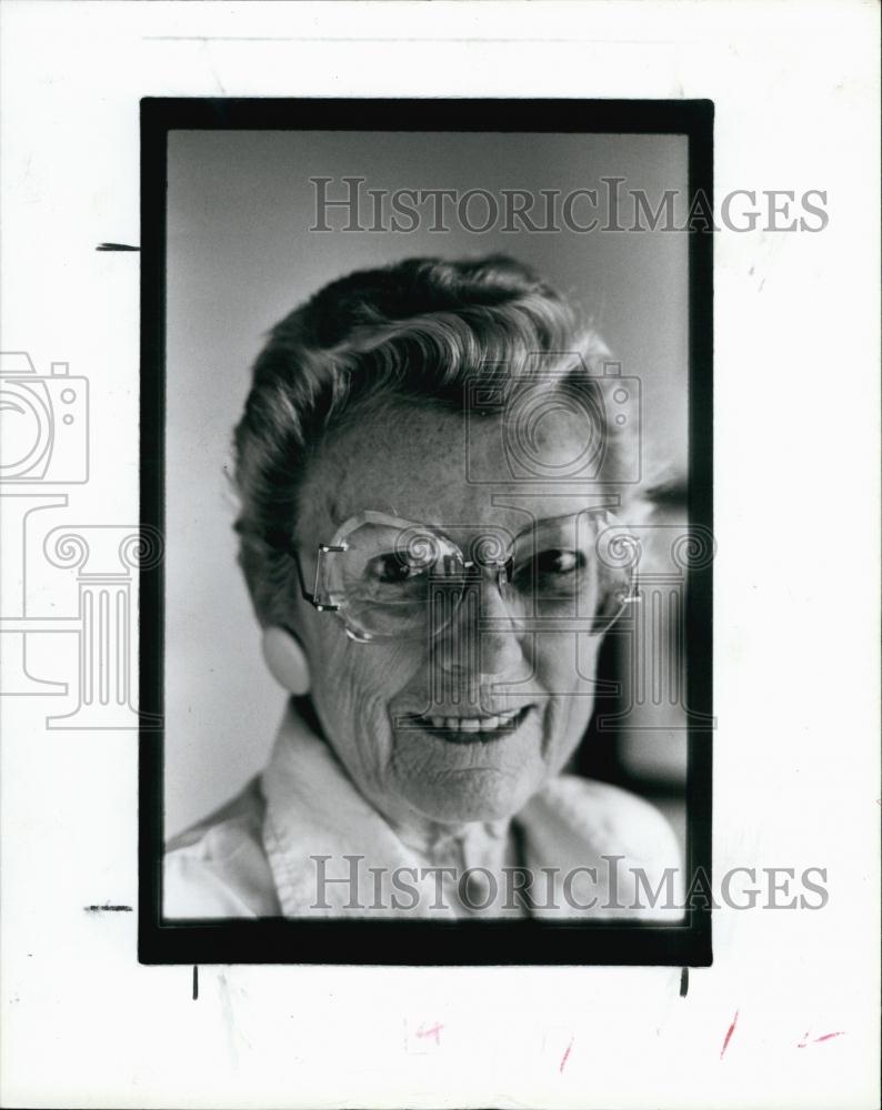 1987 Press Photo Virginia Sturges St Petersburg Columnist Husband Caregiver - Historic Images