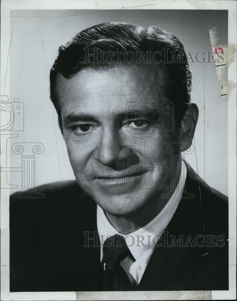 1972 Press Photo Rod Steiger "3 Into 2 Won't Go" - RSL47347 - Historic Images