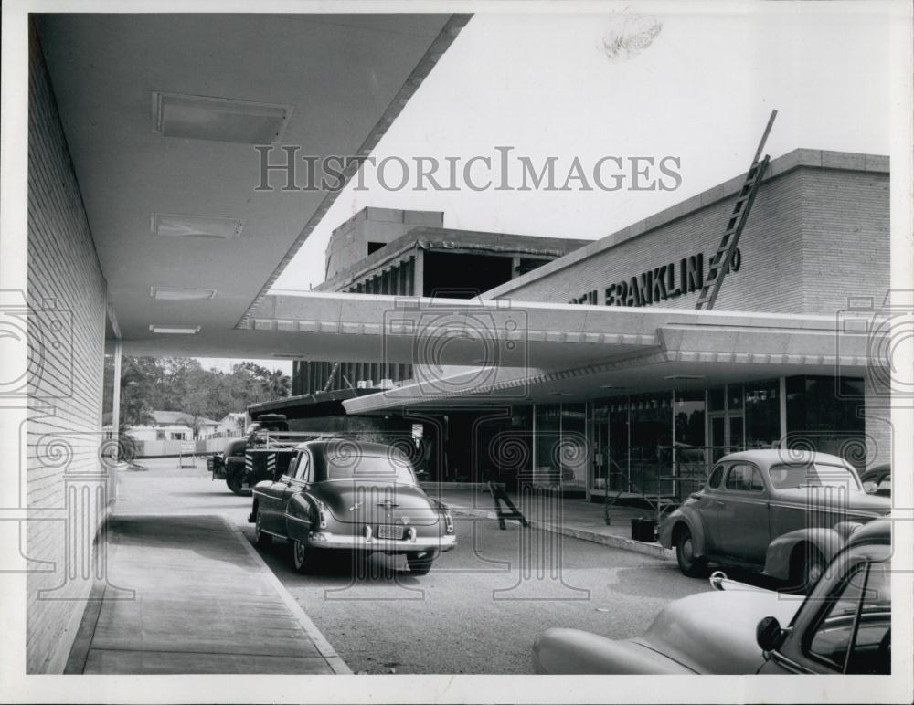 1964 Press Photo St Pete First Fed Shopping Center - RSL68473 - Historic Images