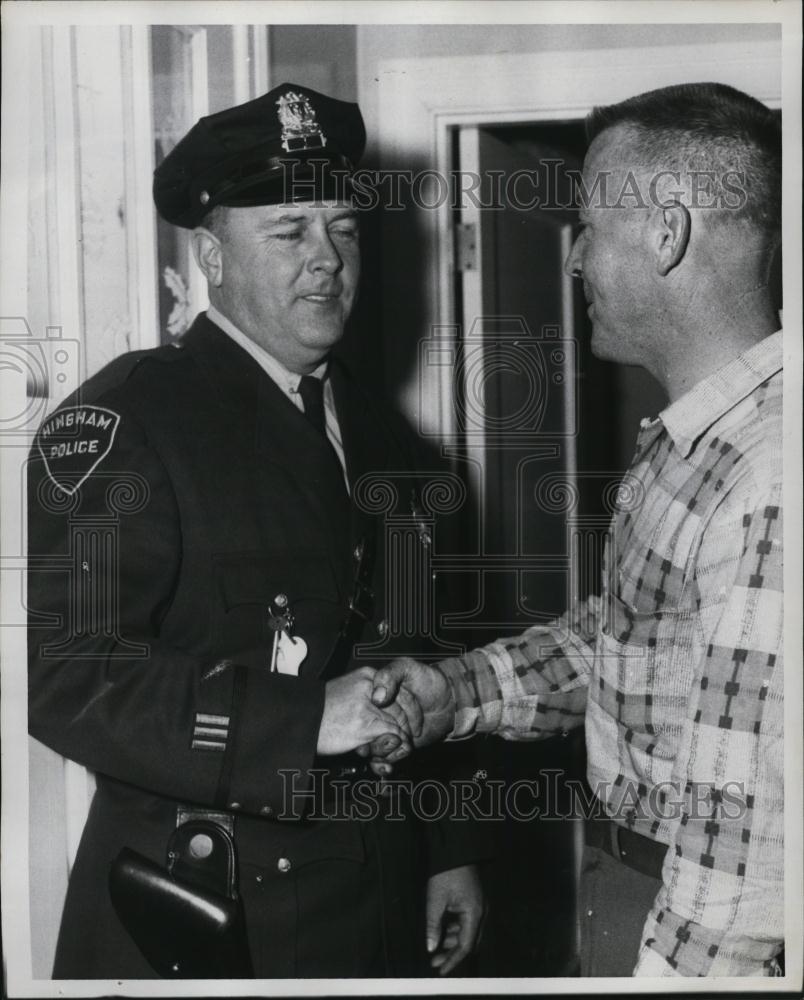 1957 Press Photo Oiva Kuusela, family was held hostage &amp; OfficerB Hatch - Historic Images