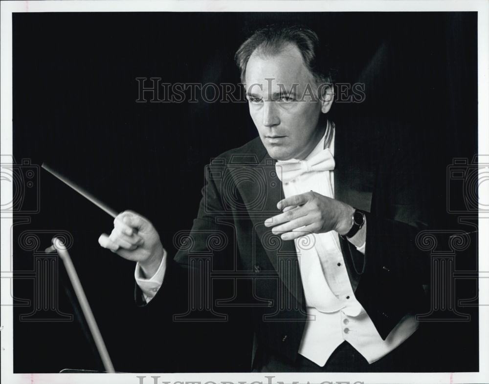 1998 Press Photo Newton Symphony Orchestra&#39;s Music Director Jeffrey Rink - Historic Images