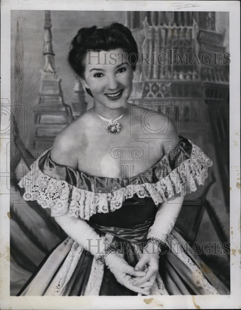 1953 Press Photo The King And I Musical Actress Constance Carpenter Portrait - Historic Images