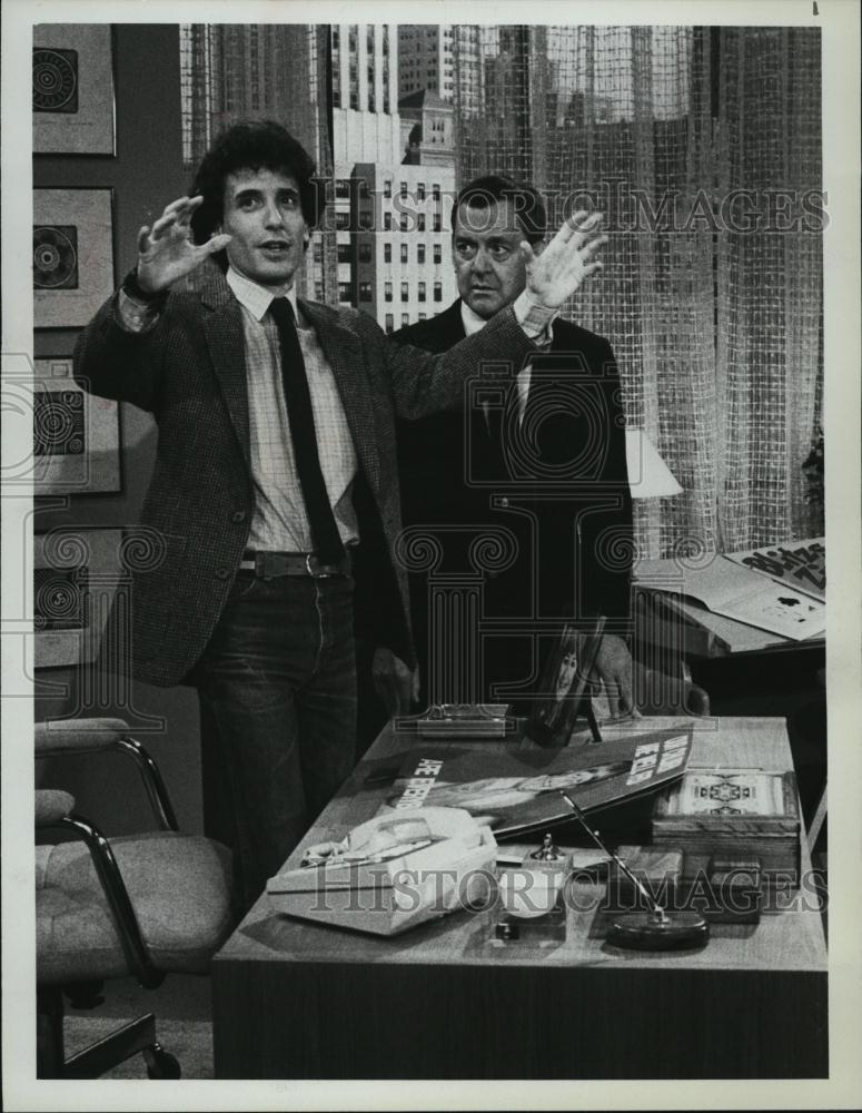 1982 Press Photo Actors Tony Randall and Chip Zien in "Love, Sidney" - RSL41049 - Historic Images