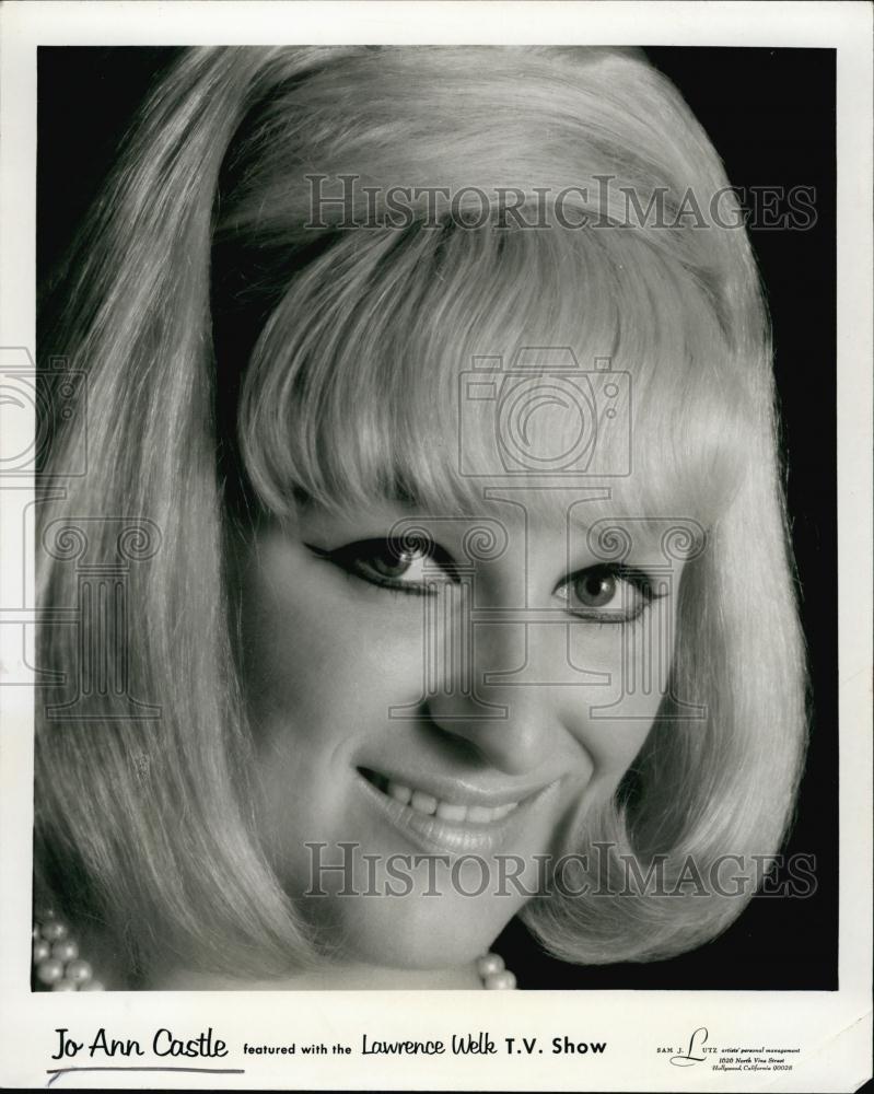 1968 Press Photo Jo Ann Castle stars in &quot;The Lawrence Welk Show&quot; - RSL61835 - Historic Images