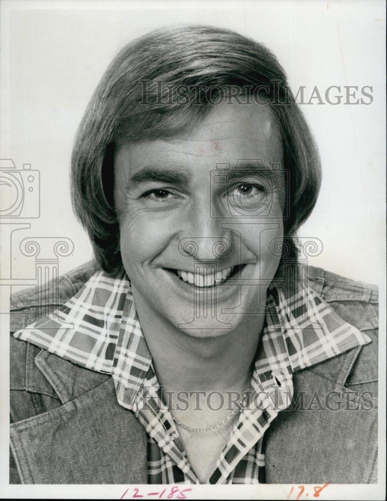 1976 Press Photo Kelly Monteith in &quot;The Kelly Monteith Show&quot; - RSL64013 - Historic Images