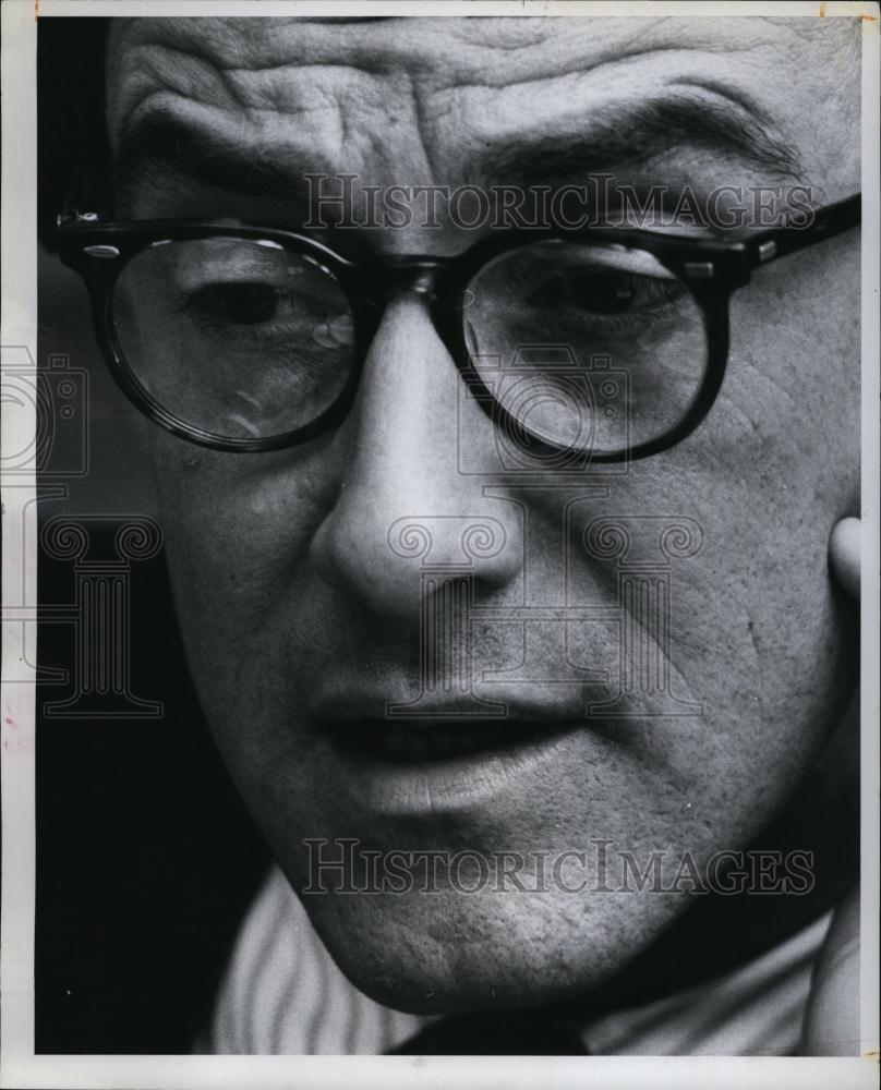 1971 Press Photo Kenneth Keniston, Yale University professor &amp; author - Historic Images