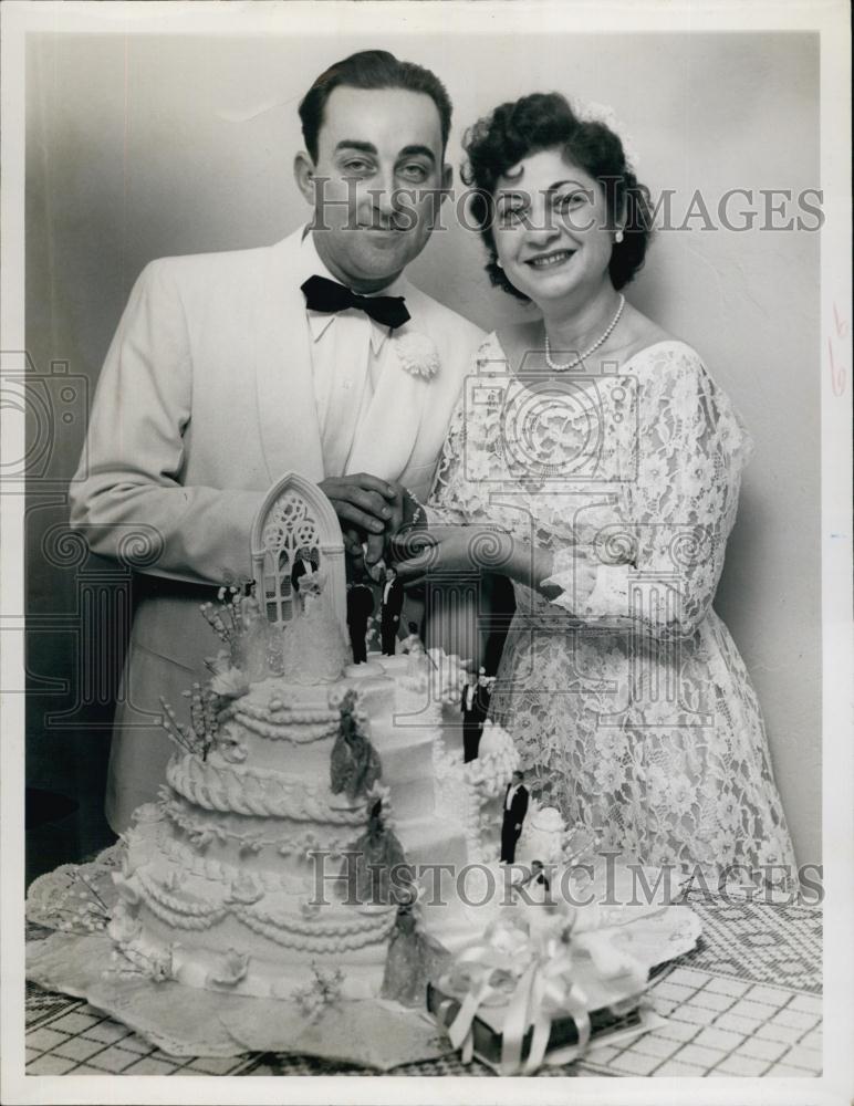 Press Photo Mr and Mrs Fred Quackenbush Doris Nixon - RSL64967 - Historic Images