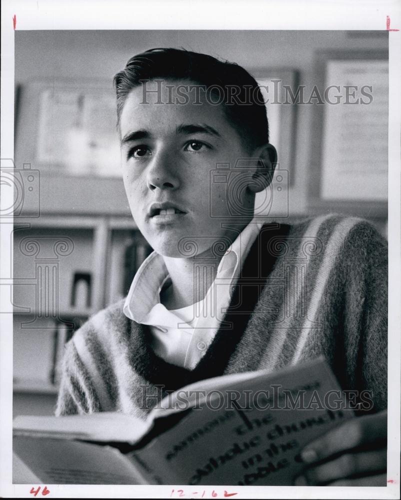 1966 Press Photo Bishop Bary HS student Kevin Weilbacher in class - RSL62261 - Historic Images