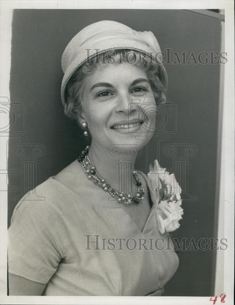 1959 Press Photo Mrs Jackie Sacks President Abe Ader Auxiliary Jewish Veterans - Historic Images