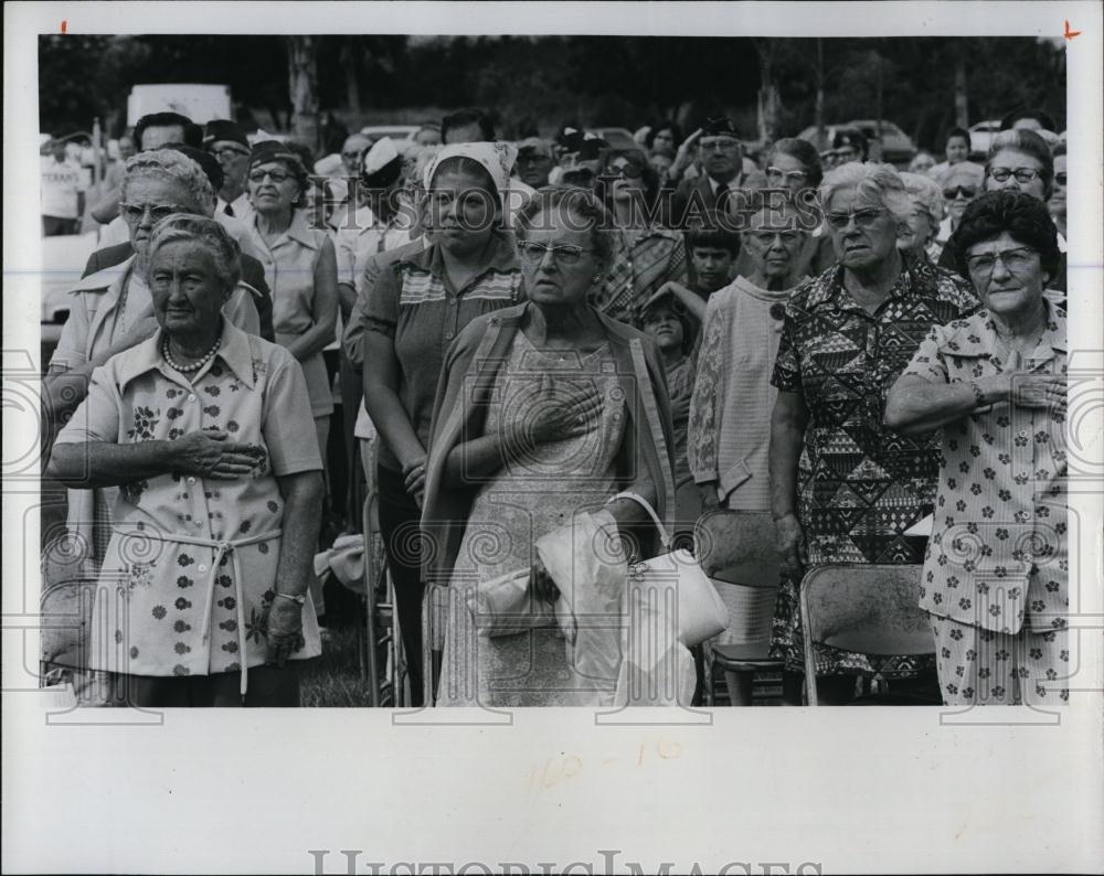 1975 Press Photo Veterans Day, Mansion Memorial Park, Ellenton Florida - Historic Images