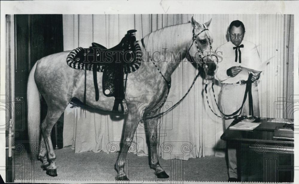 1961 Press Photo La Governor Davis and his horse Sunshine - RSL04659 - Historic Images