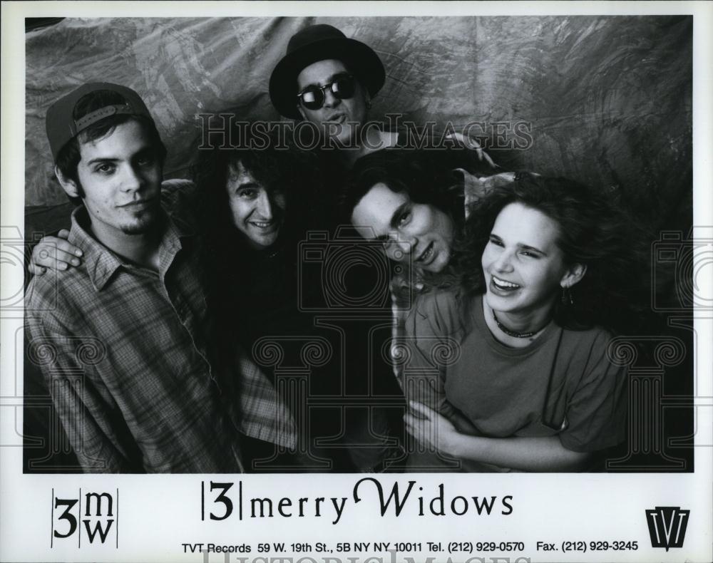 Press Photo Musicians band 3 Merry Windows Entertainers artists - RSL88767 - Historic Images