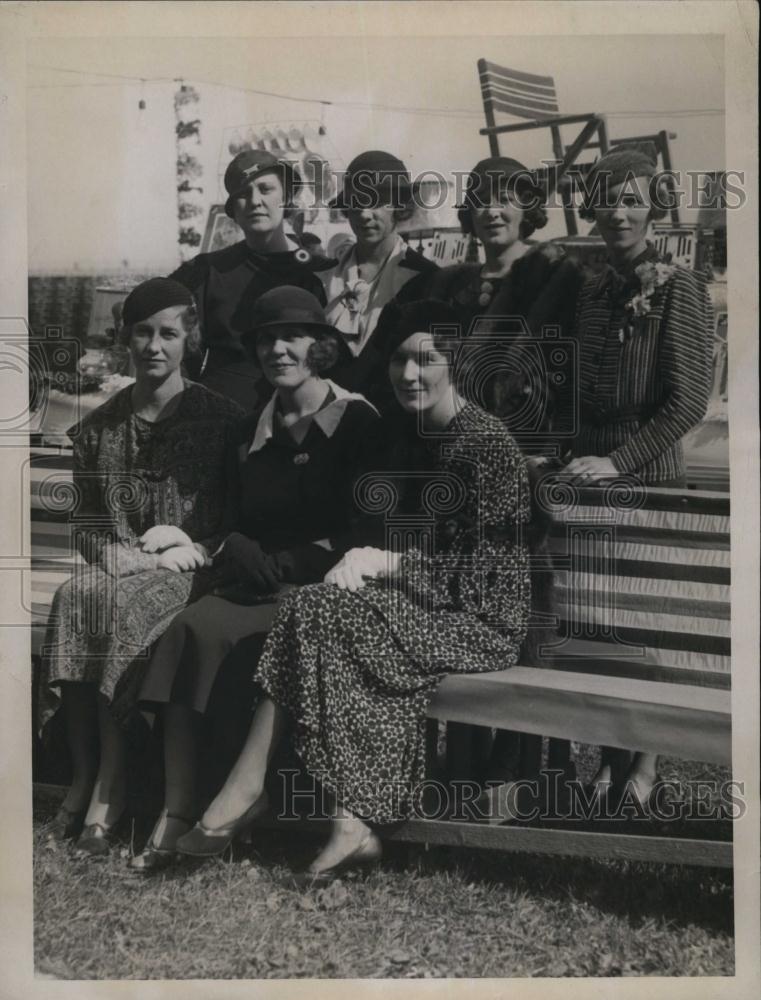 1933 Press Photo Mrs John F Fitzgerald Jr at Boston College Alumni carnival - Historic Images