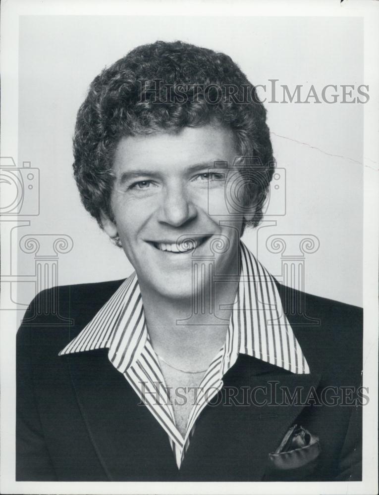 1976 Press Photo Robert Reed in &quot;The Brady Bunch Variety Hour&quot; - RSL04409 - Historic Images