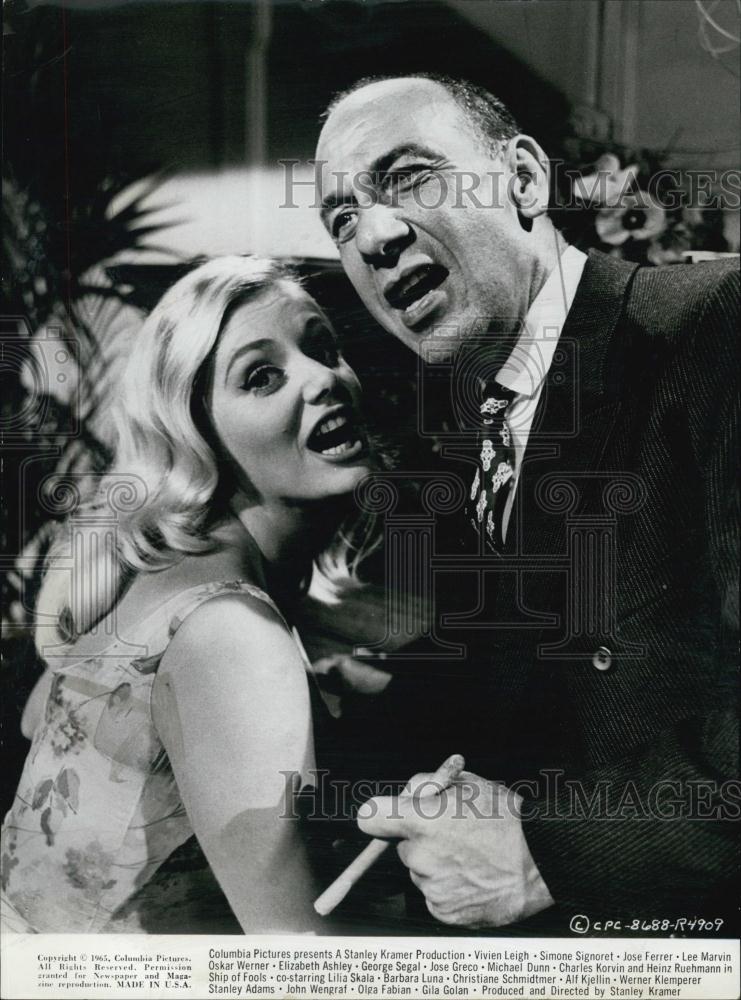 1965 Press Photo Jose Ferrer and Christiane Schmidtmer in "Ship of Fools" - Historic Images