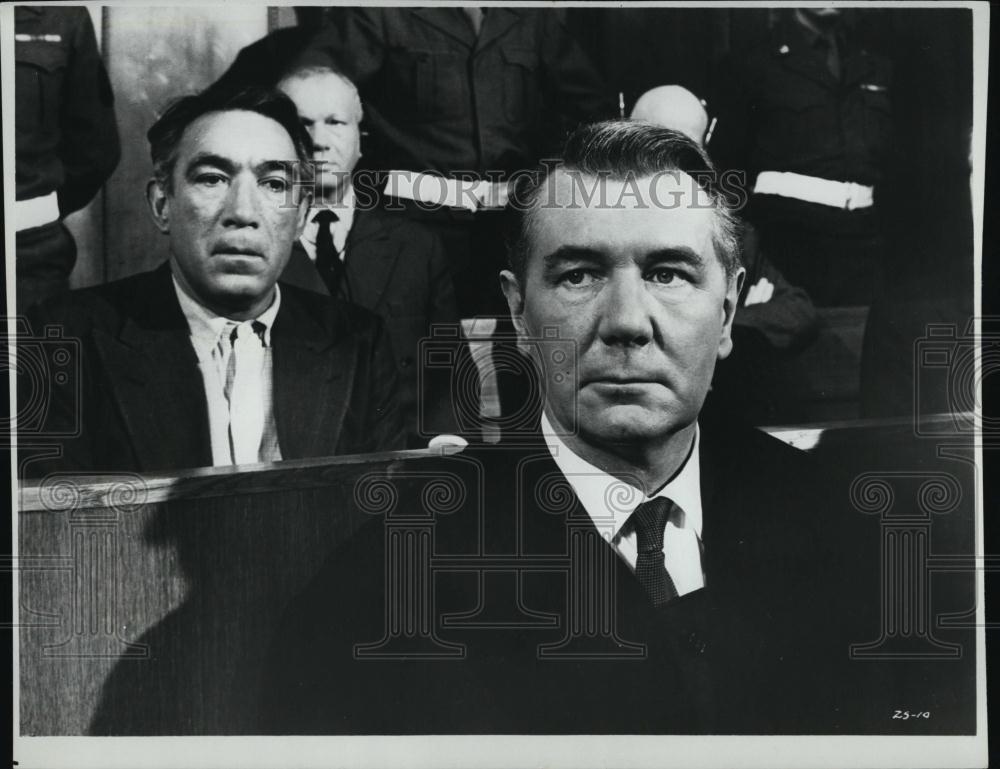 1967 Press Photo Anthone Quinn and Michael Redgrave in &quot;The 25th Hour&quot; - Historic Images