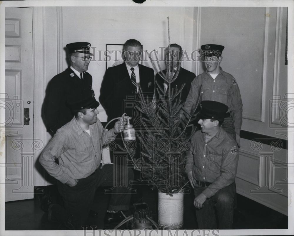 1960 Press Photo Aux Fire Dept, F Rose,W Cullinane,H Wells,P Farrell,J Morrison - Historic Images