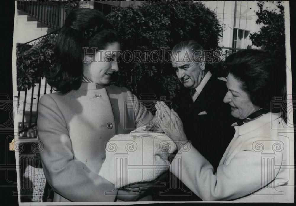 1968 Press Photo President And Mrs Lyndon Johnson, Daughter And Granddaughter - Historic Images