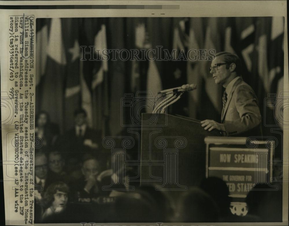 1975 Press Photo Tres Sec Wm Simon at IMF meeting - RSL07157 - Historic Images