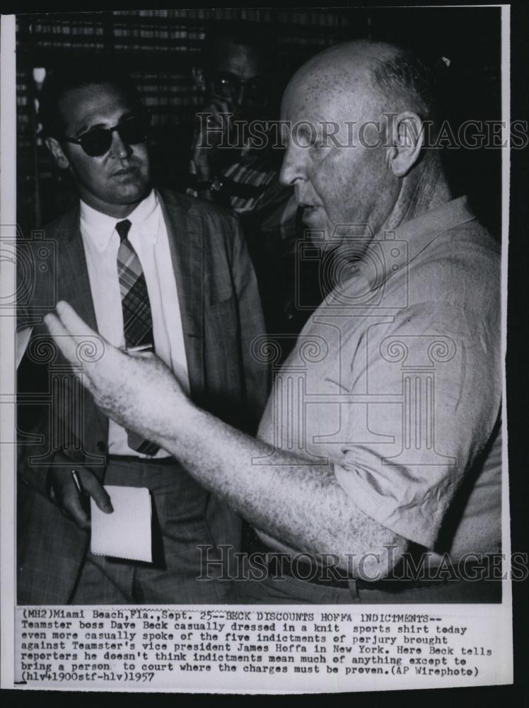 1957 Press Photo Dave Beck Boss Teamsters Union Denies Jimmy Hoffa Perjury - Historic Images