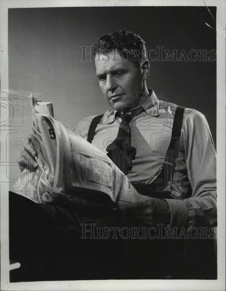 1953 Press Photo Actor Ralph Bellamy on "Man Against Crime" CBS TV - RSL41511 - Historic Images