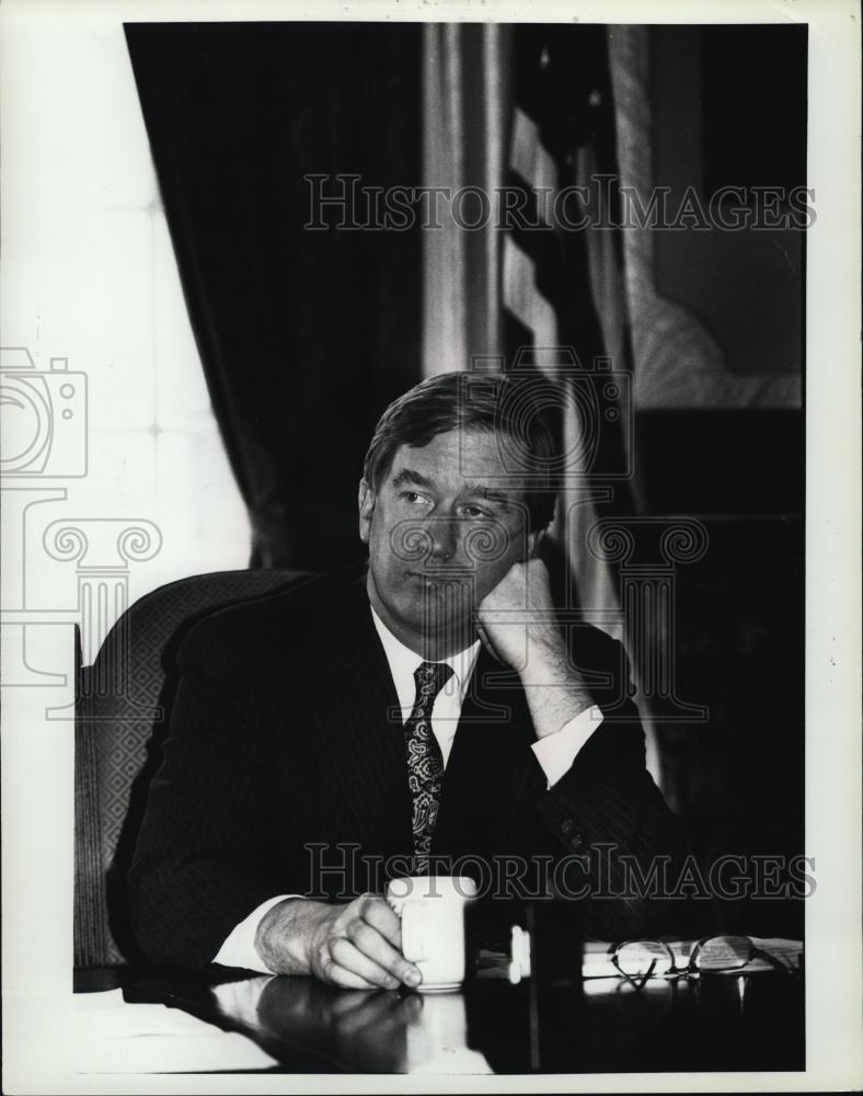 1997 Press Photo Goc Weld Resorts Herald Sotry Fires vendors - RSL43165 - Historic Images