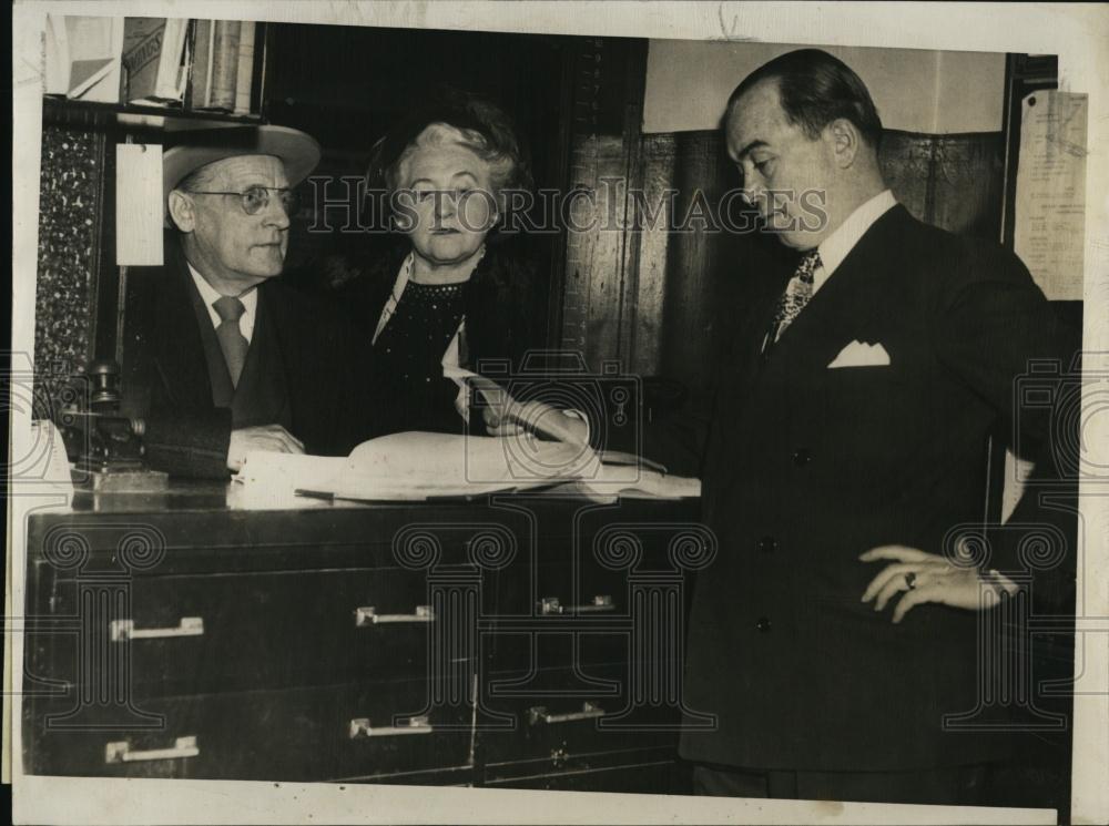 1949 Press Photo John A Coyle &amp; Mrs Mary McDonald, J Joseph Connors - Historic Images
